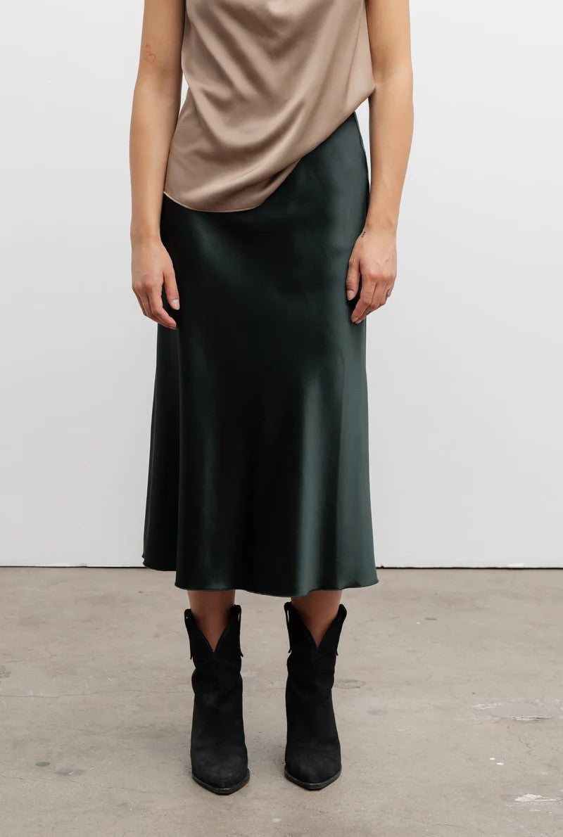 Hana satin skirt - Ahlvar